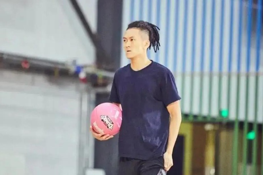 曹芳、杨政入选NBA发展联盟新星赛